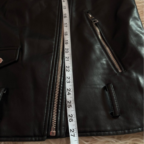 ZARA Black Faux Leather Moto Jacket Zip Biker Style Size M - Picture 6 of 6